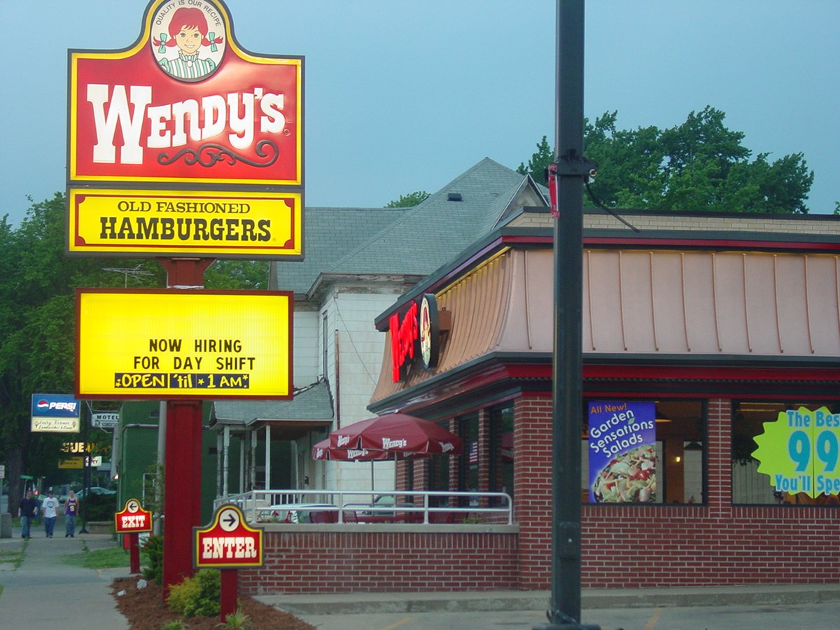 Tips for ordering quickly during hours at Wendy’s